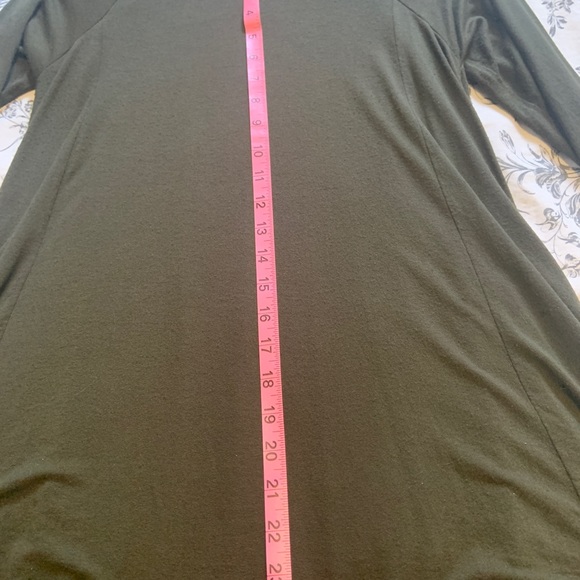 Zara lightweight sweater / tunic with faux leather neck trim - Picture 6 of 6